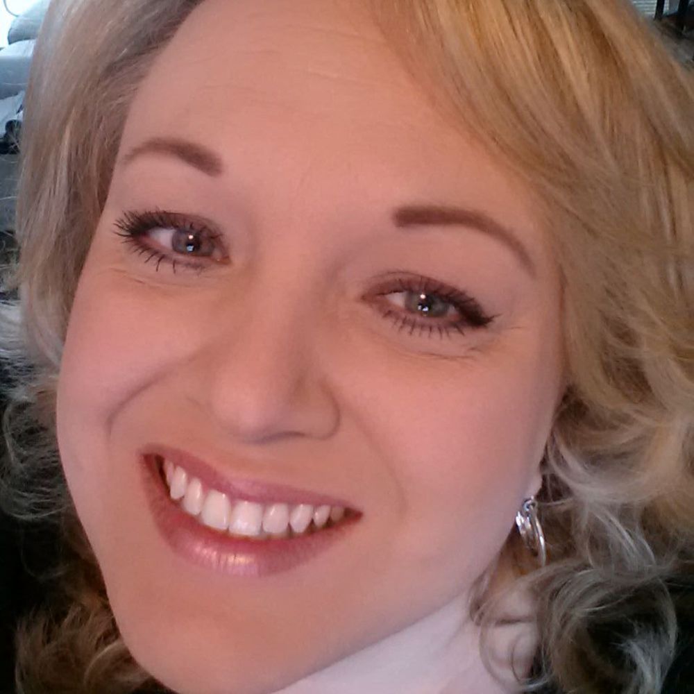 Meet your Posher, Connie